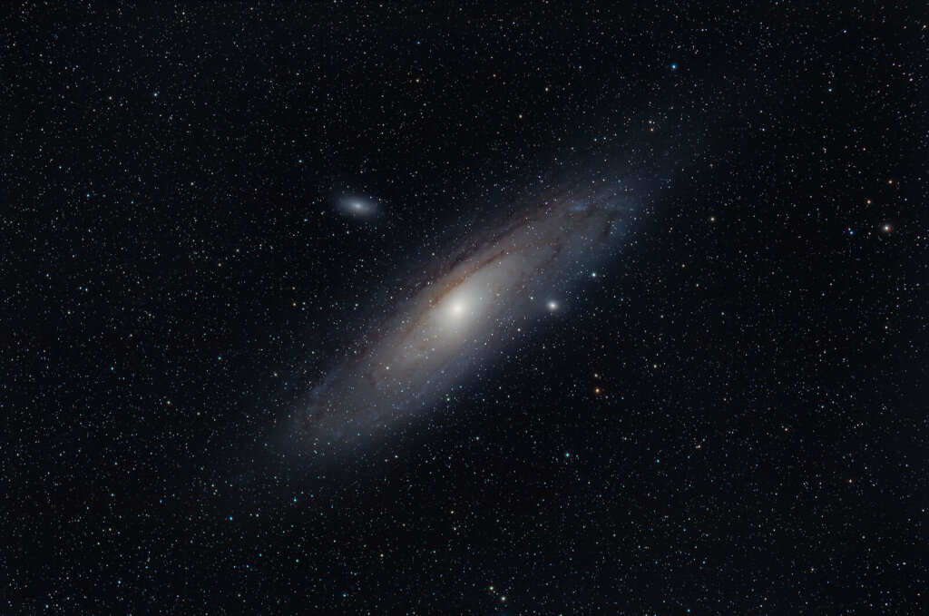 r-M31-dem-stacked.jpg